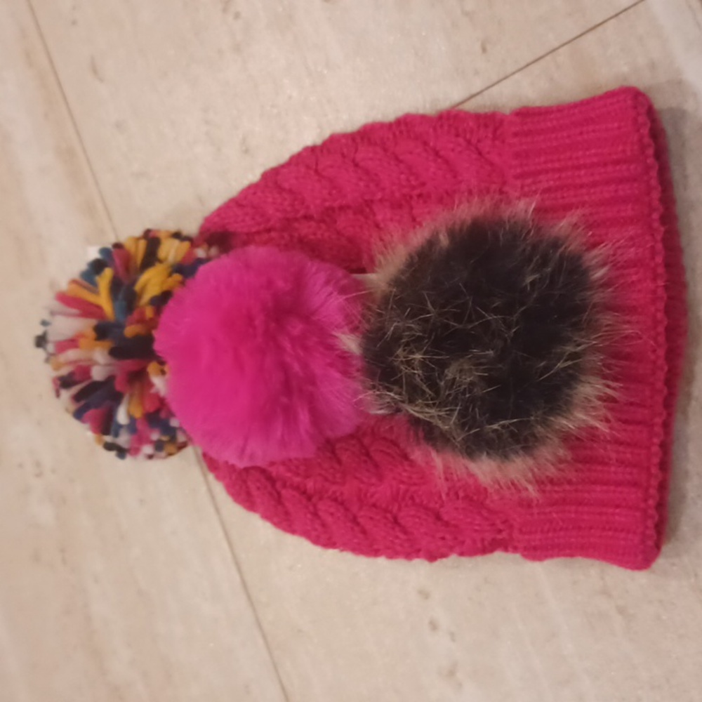 NWT Pink Interchangeable Faux Fur Pom Pom Knit Beanie - Picture 1 of 9